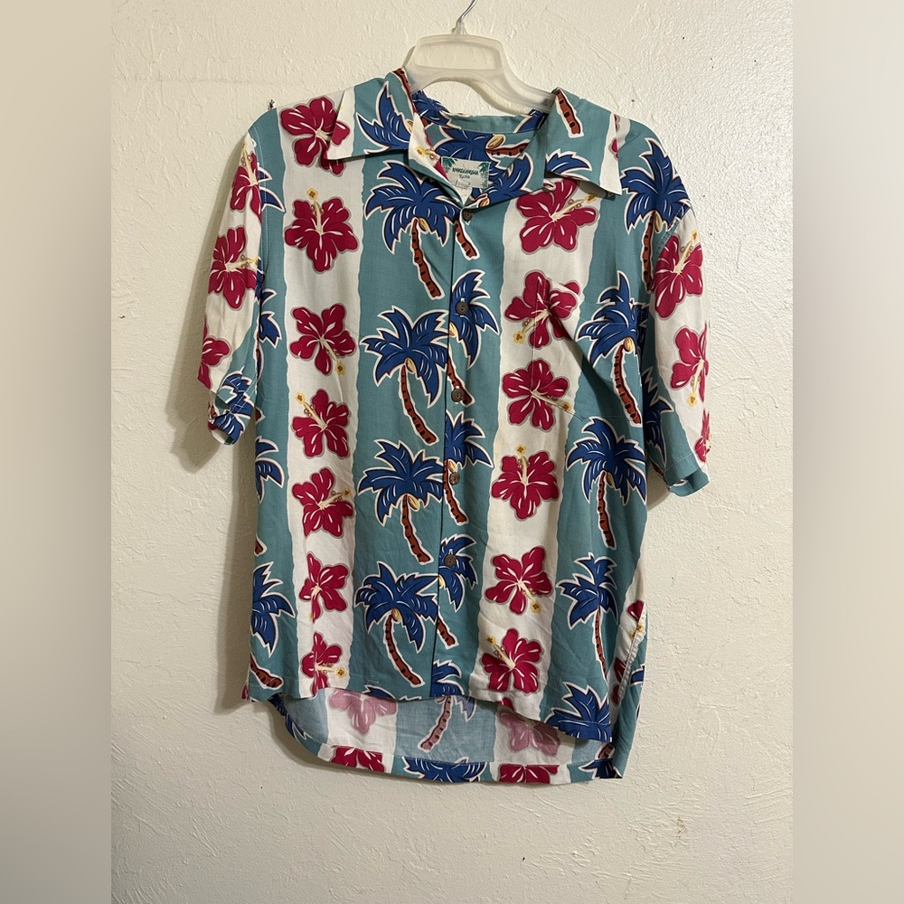 Vtg Kamehameha‎ Hawaiian Shirt Mens M Colorful Tropical Wood Button Rayon USA